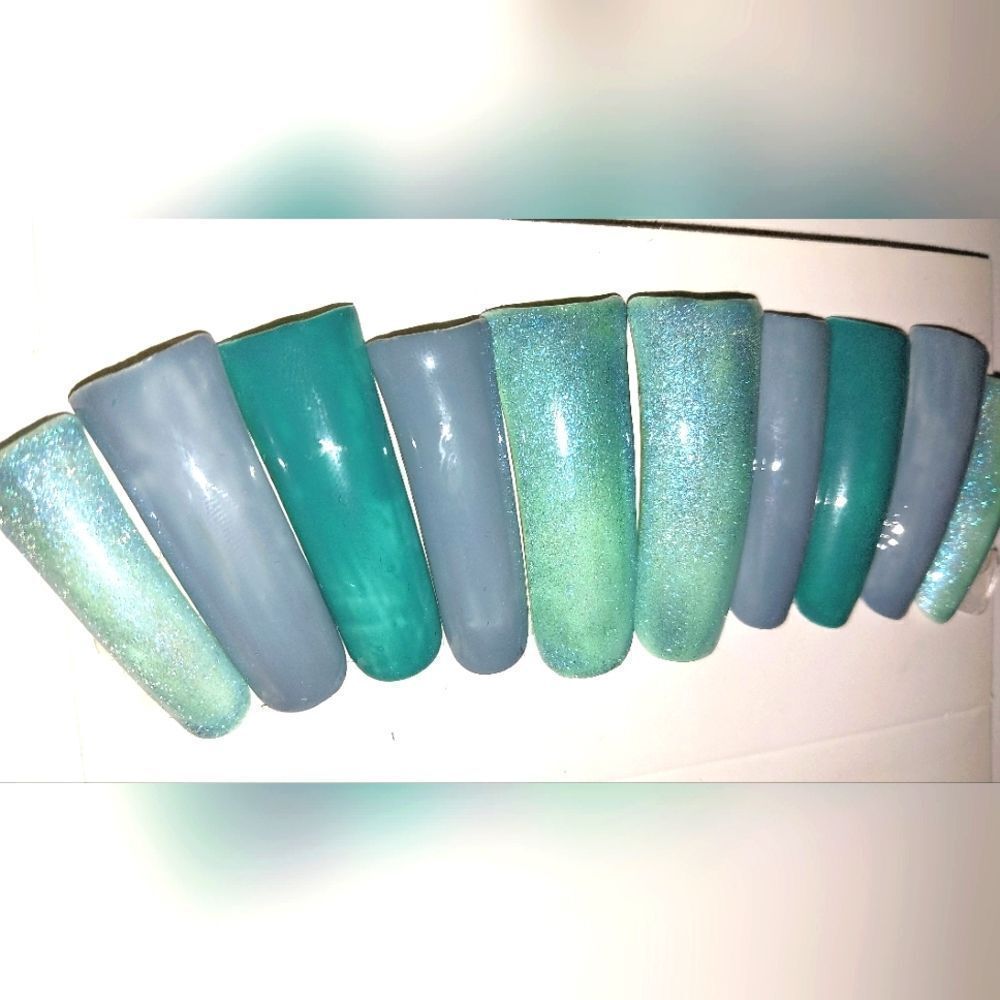 Duck shaped custom 10pc  press on nails for girls and teens - Picture 5 of 5